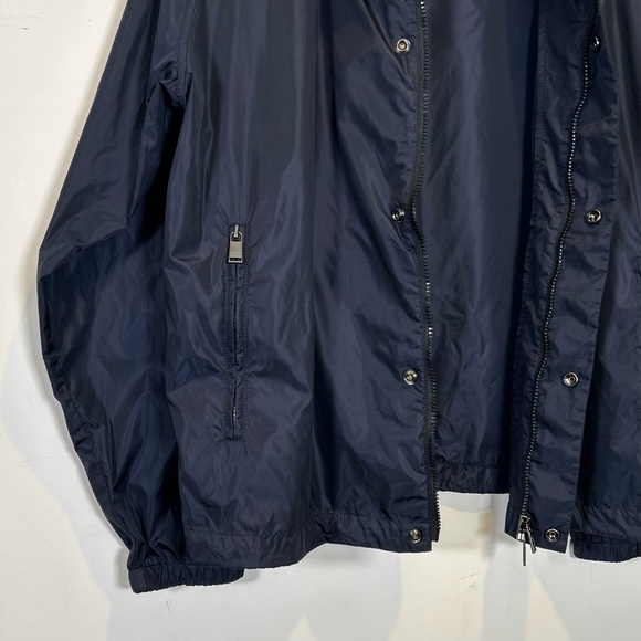 Hugo Boss “Chester” Dark Navy Windbreaker with Hide Away Hood, Size 42R - Picture 8 of 15